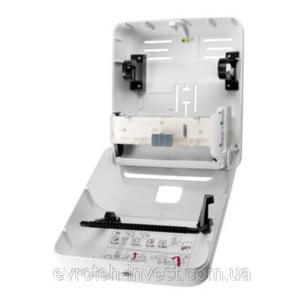 Серсорний диспенсер для рушників у рулонах Tork Matic чорний