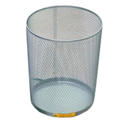 Ажурний кошик для паперів білий