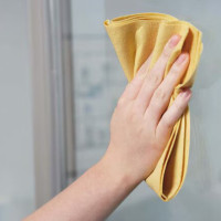 Серветка зі штучної замші Vileda Prof перфорована 40х35 см 1 шт